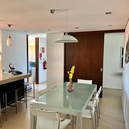 O Cantinho Entre A Ria E O Mar - With Hot Water Pool Year Round בית נופש *