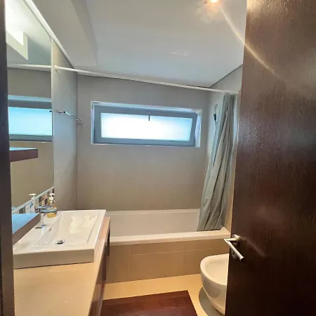 O Cantinho Entre A Ria E O Mar - With Hot Water Pool Year Round טוריירה