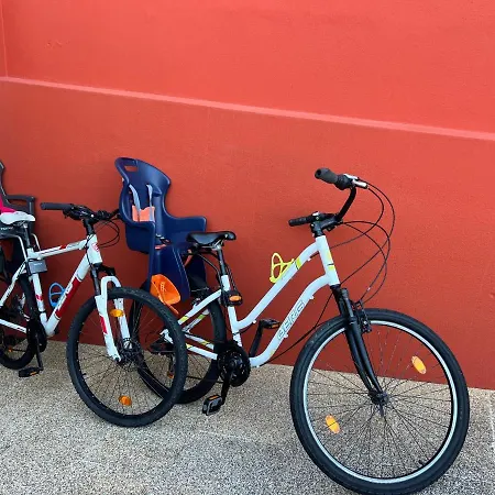 בית נופש O Cantinho Entre A Ria E O Mar - With Hot Water Pool Year Round טוריירה