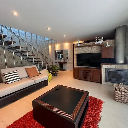 בית נופש O Cantinho Entre A Ria E O Mar - With Hot Water Pool Year Round *