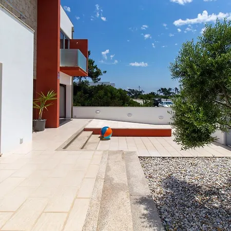 O Cantinho Entre A Ria E O Mar - With Hot Water Pool Year Round 度假居 *