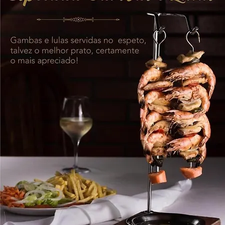 O Cantinho Entre A Ria E O Mar - With Hot Water Pool Year Round 度假居 托雷拉