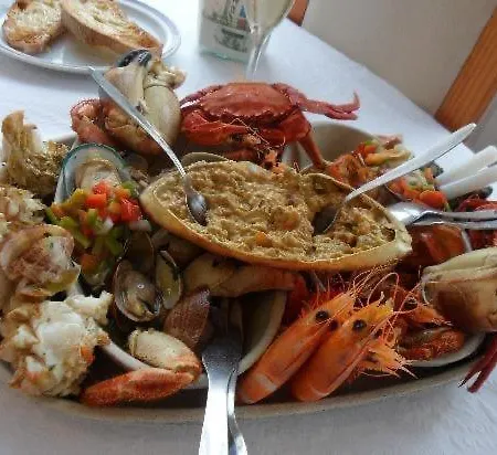 度假居 O Cantinho Entre A Ria E O Mar - With Hot Water Pool Year Round