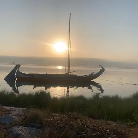 O Cantinho Entre A Ria E O Mar - With Hot Water Pool Year Round 度假居