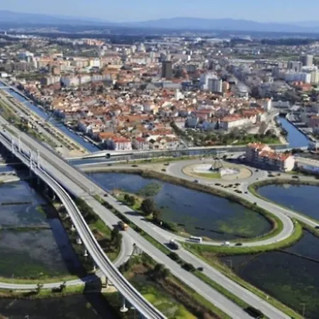 度假居 O Cantinho Entre A Ria E O Mar - With Hot Water Pool Year Round 托雷拉