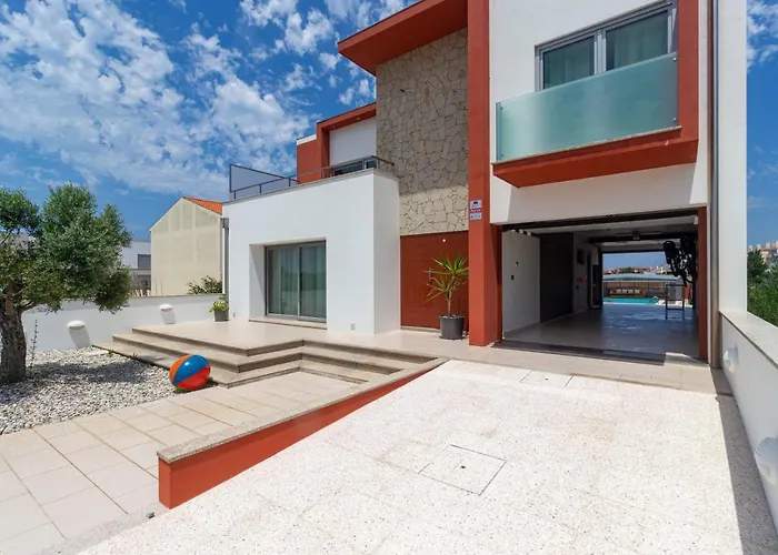 Tatil Evi O Cantinho Entre A Ria E O Mar - With Hot Water Pool Year Round