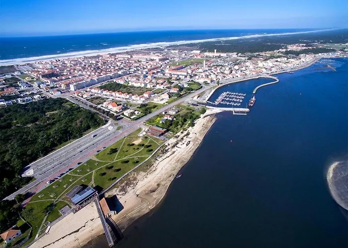 Tatil Evi O Cantinho Entre A Ria E O Mar - With Hot Water Pool Year Round