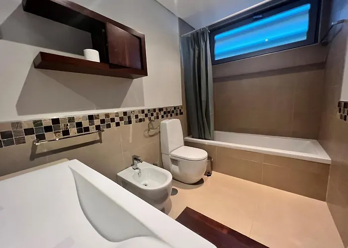 O Cantinho Entre A Ria E O Mar - With Hot Water Pool Year Round