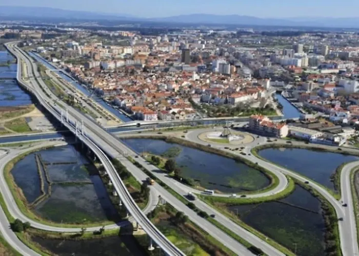 Tatil Evi O Cantinho Entre A Ria E O Mar - With Hot Water Pool Year Round Torreira