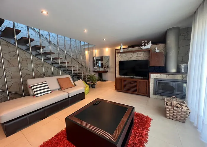 Tatil Evi O Cantinho Entre A Ria E O Mar - With Hot Water Pool Year Round *